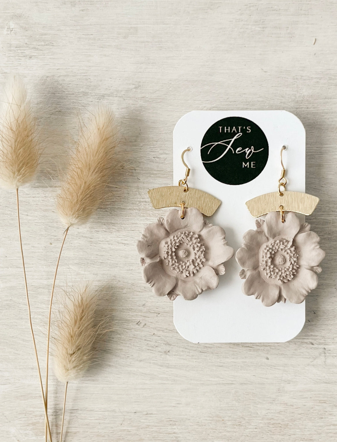 Hannah Dangle Earring