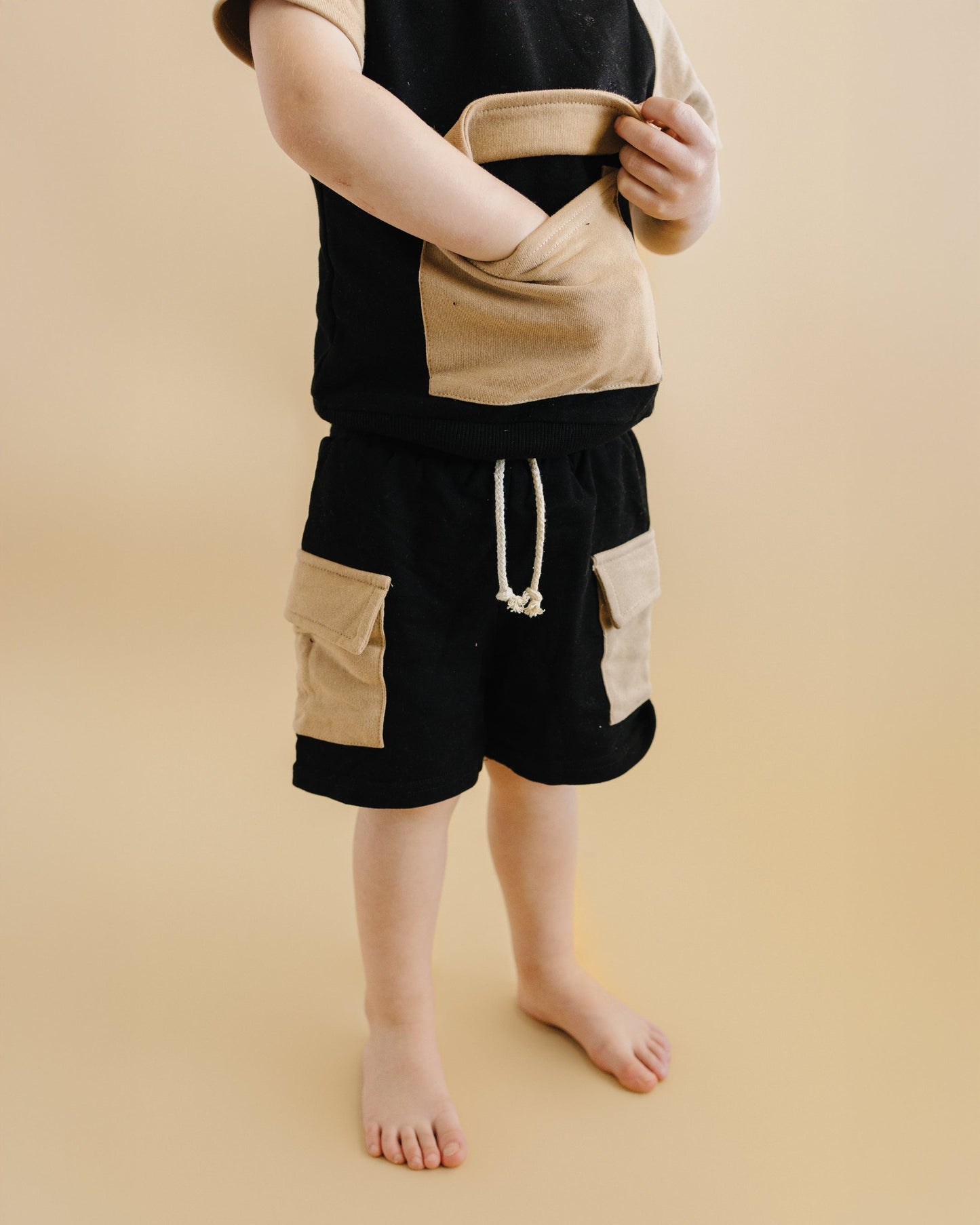 Terry Cargo Shorts Set | Black & Tan