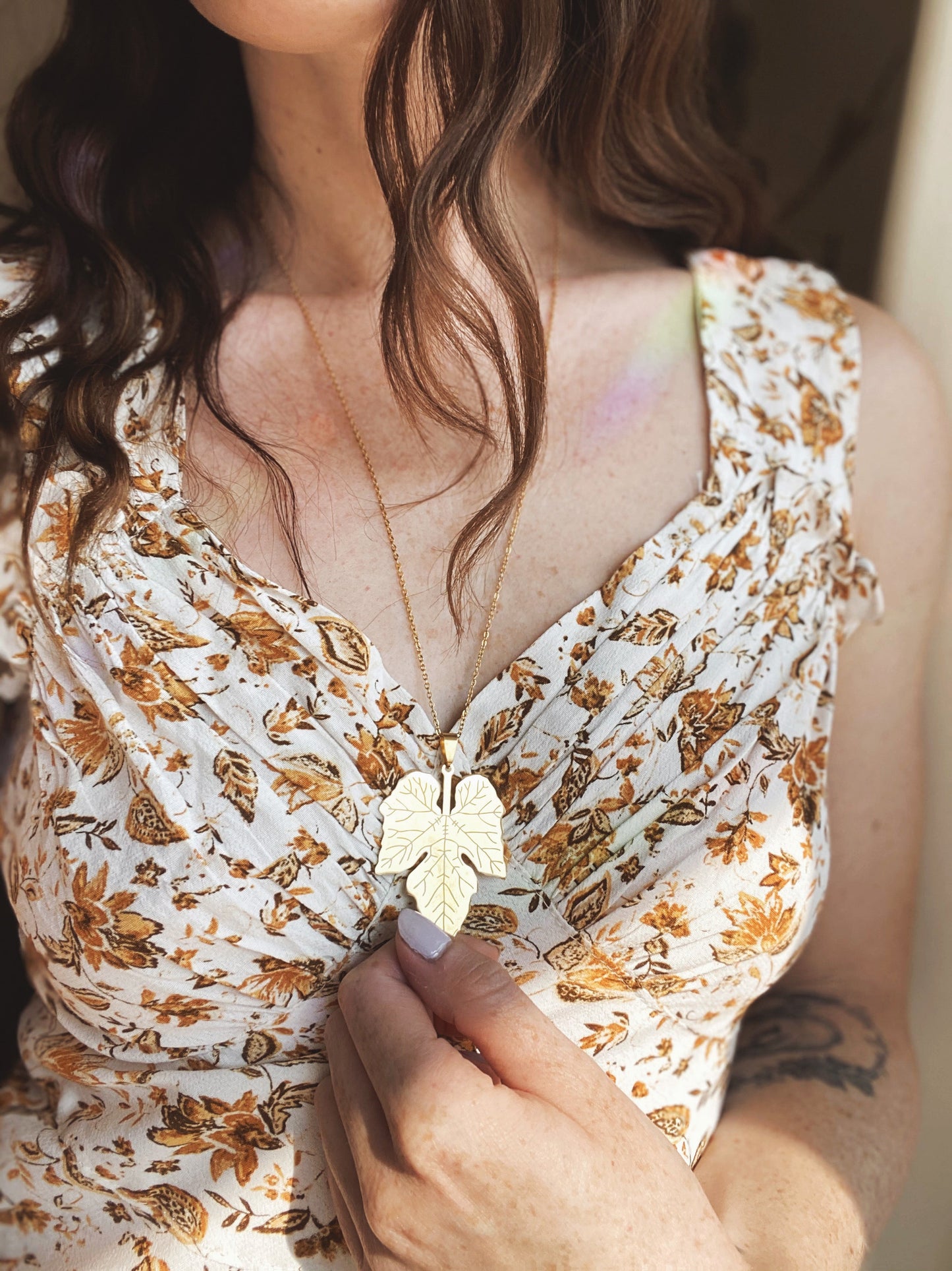 PUMPKIN LEAF NECKLACE