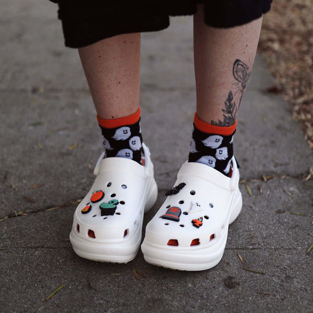 HALLOWEEN HAUNTS SHOE CHARMS