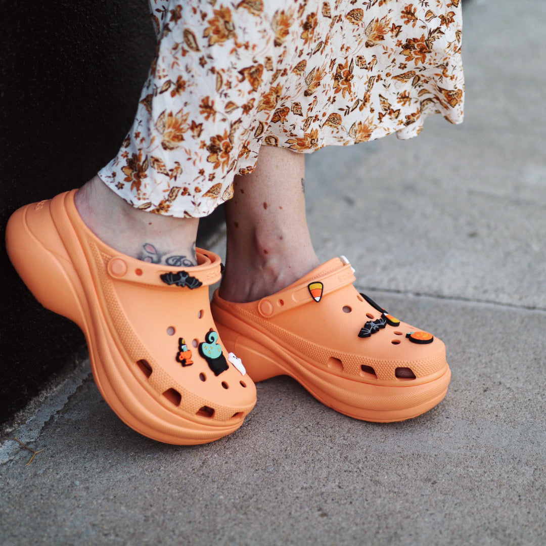 HALLOWEEN HAUNTS SHOE CHARMS